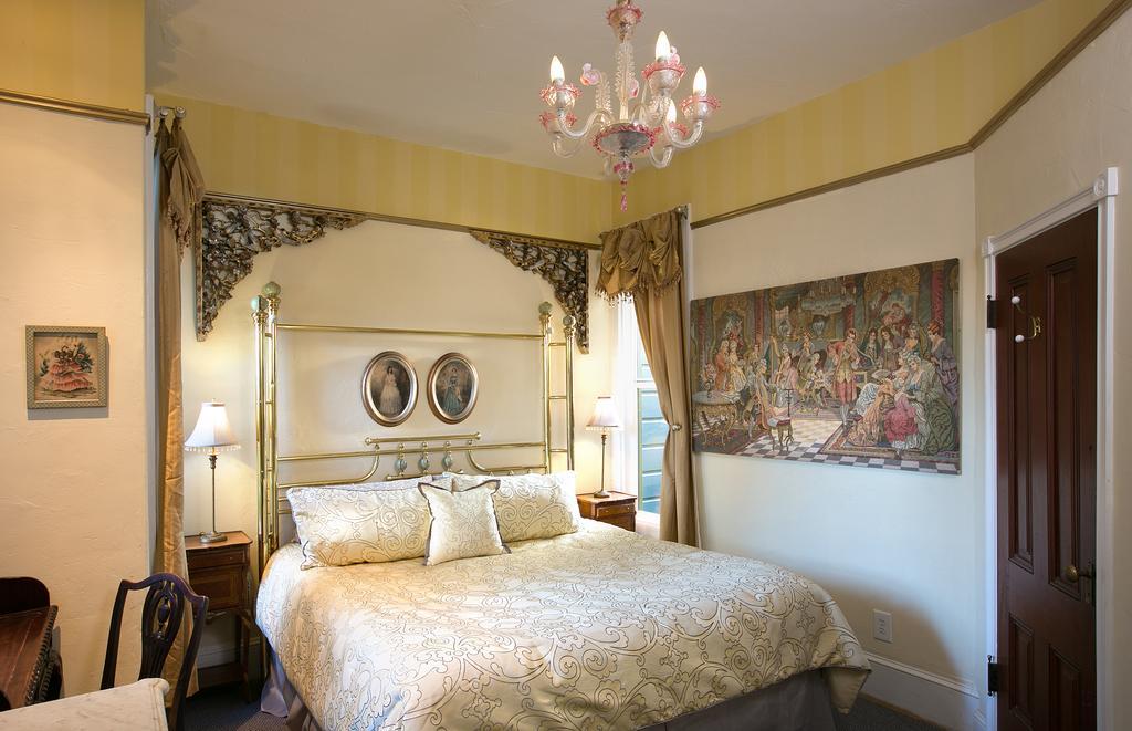 Standard King Room,461063748:JPEG